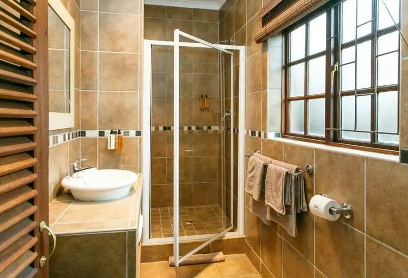 スーペリアールーム, Gumtree Guest House