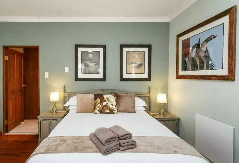 スーペリアールーム, Gumtree Guest House