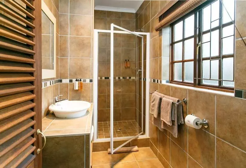 スーペリアールーム, Gumtree Guest House