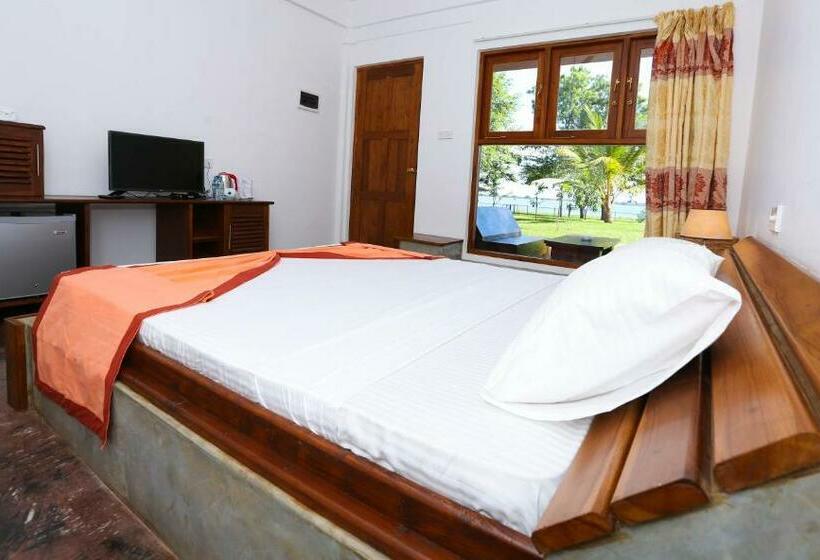 Номер Deluxe Вид на Озеро, Pharo Lake