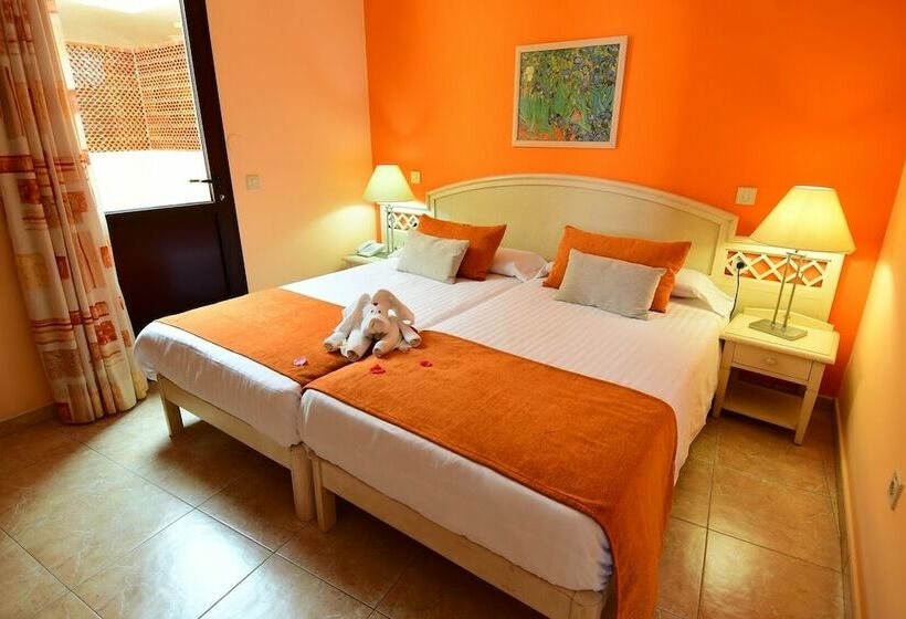 海の見える１ベッドルームアパートメント, Villamar