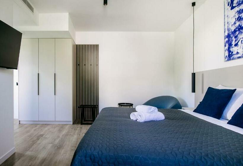 חדר דלוקס, Kala Luxurys By Duhomes