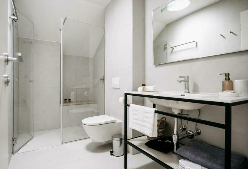 חדר סופריור, Kala Luxurys By Duhomes