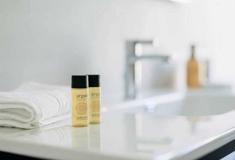 חדר סופריור, Kala Luxurys By Duhomes