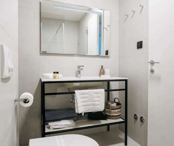 חדר סופריור, Kala Luxurys By Duhomes