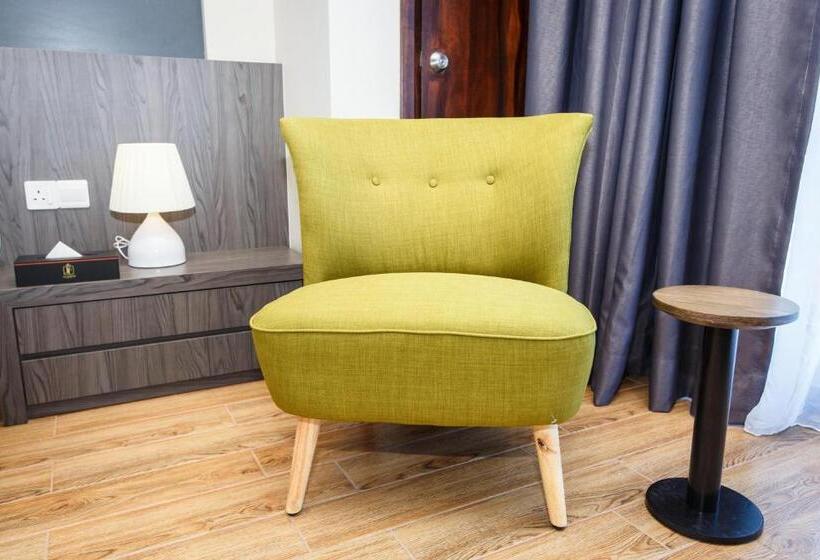 غرفة قياسية فردية, Lintas Platinum