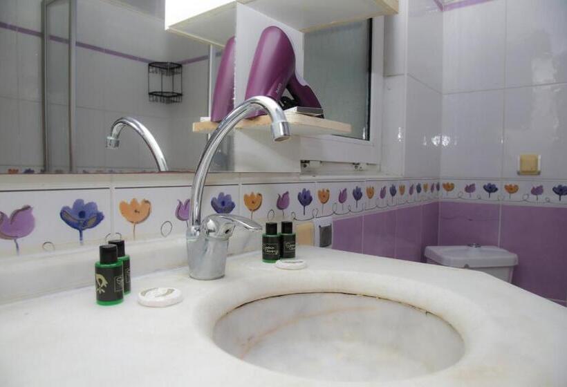 سوییت سوپریور با چشمانداز دریا, Melodi Butik Otel