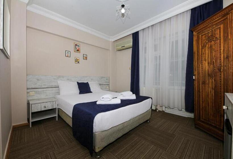 اتاق استاندارد با بالکن و چشمانداز دریا, Melodi Butik Otel