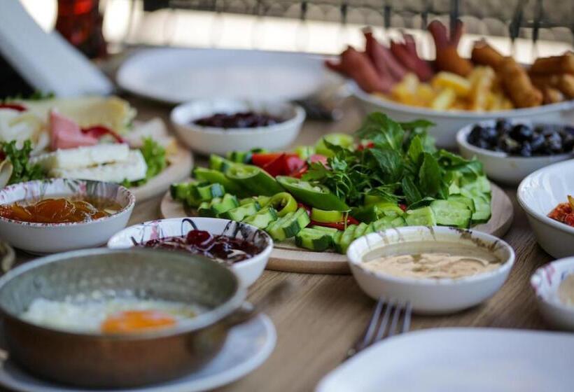 سوییت سوپریور, Melodi Butik Otel