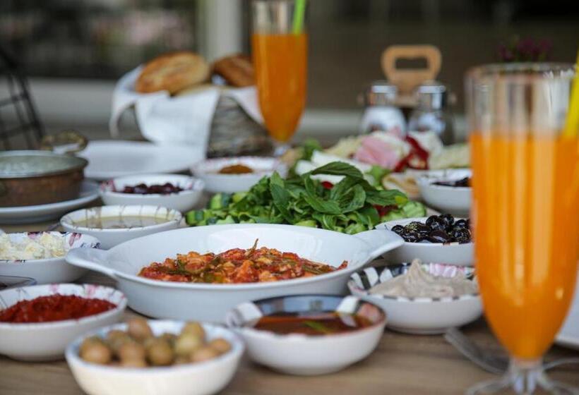 سوییت سوپریور, Melodi Butik Otel