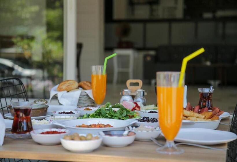 سوییت سوپریور, Melodi Butik Otel