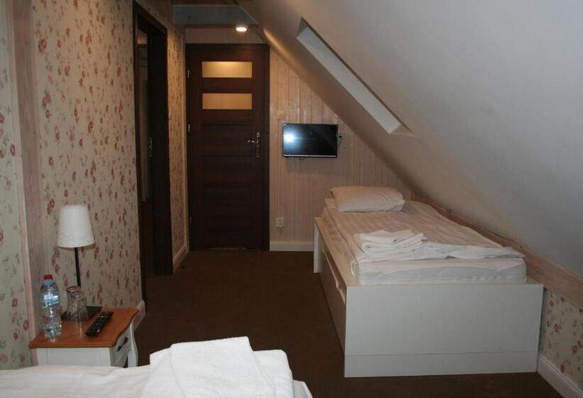 חדר פנטהאוז, Okrągłe Resort Ski & Safari