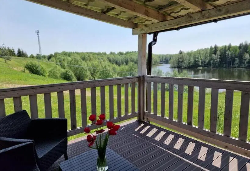 Talo 1 Makuuhuone, Okrągłe Resort Ski & Safari