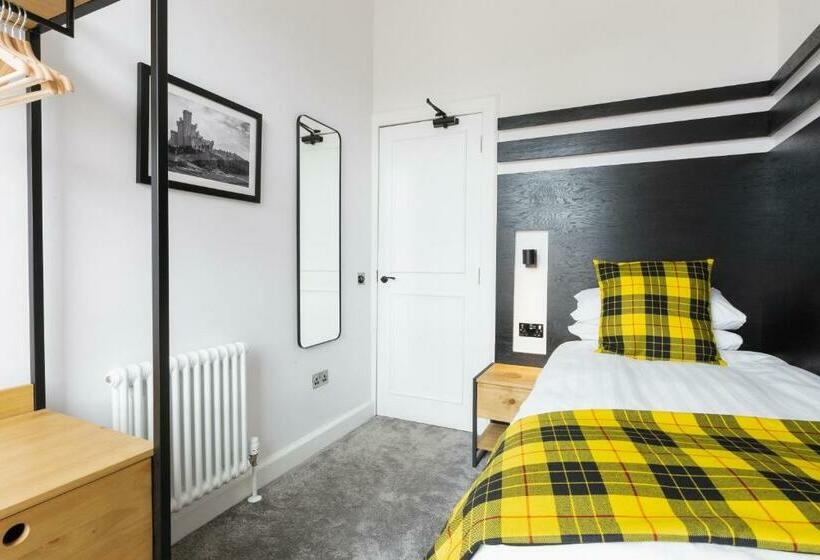 Standard Yhden Hengen Huone, Castle Park Guest House