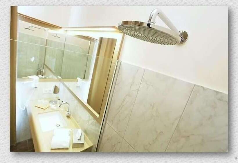 Номер бизнес-класса, Villa Will