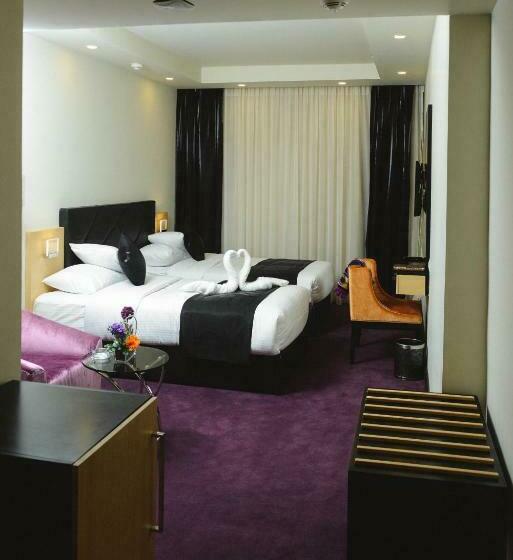 اتاق سوپریور با چشمانداز شهر, Eastern Al Montazah