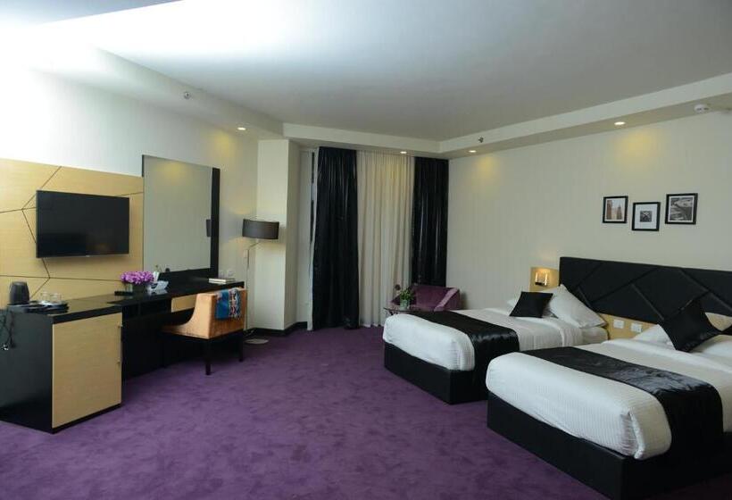 سوئیت پرزیدنت, Eastern Al Montazah