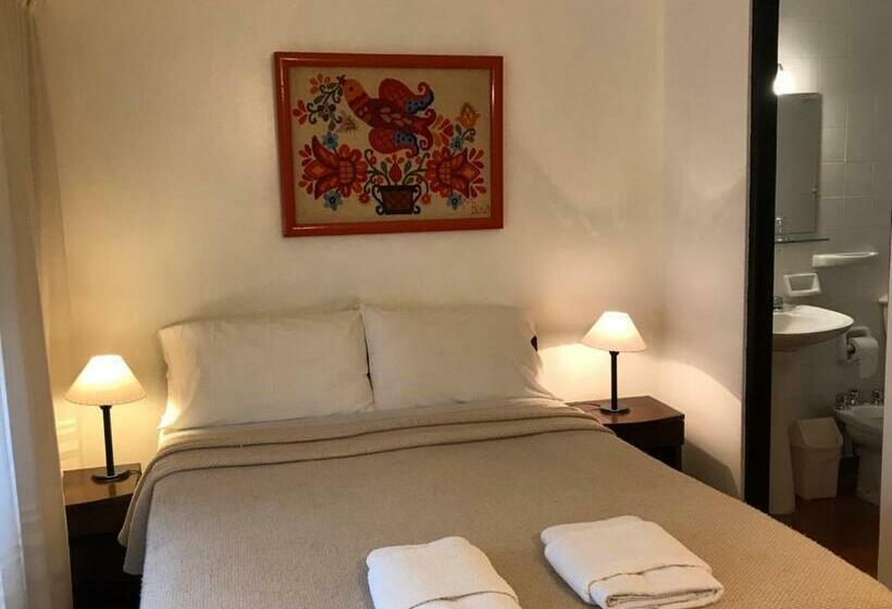 スタンダードトリプルルーム, Europa