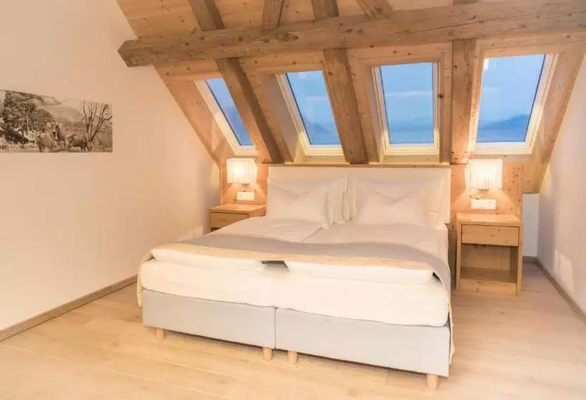Suite, Friedheim