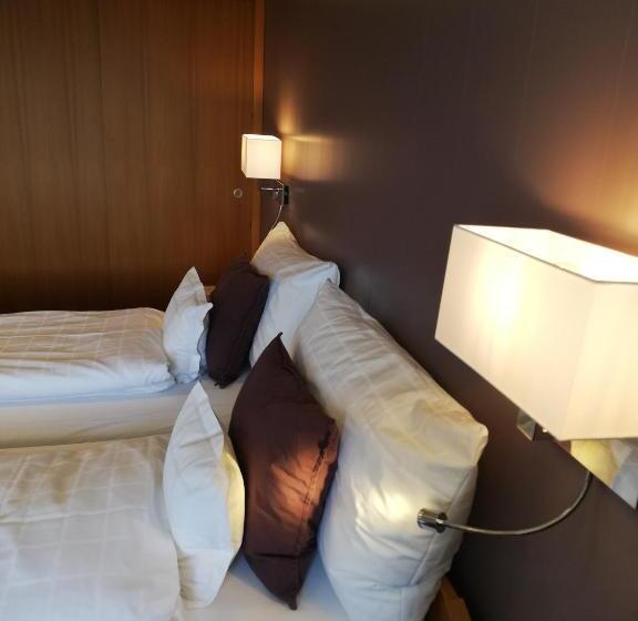 غرفة إقتصادية, Friedheim