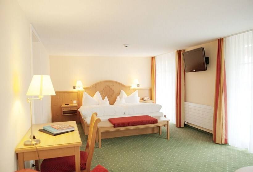 غرفة سوبيريور, Friedheim