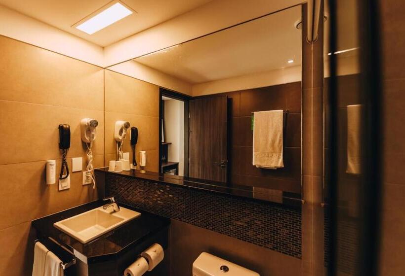 غرفة قياسية مطلّة علي البحر, Golden Tulip Natal Ponta Negra