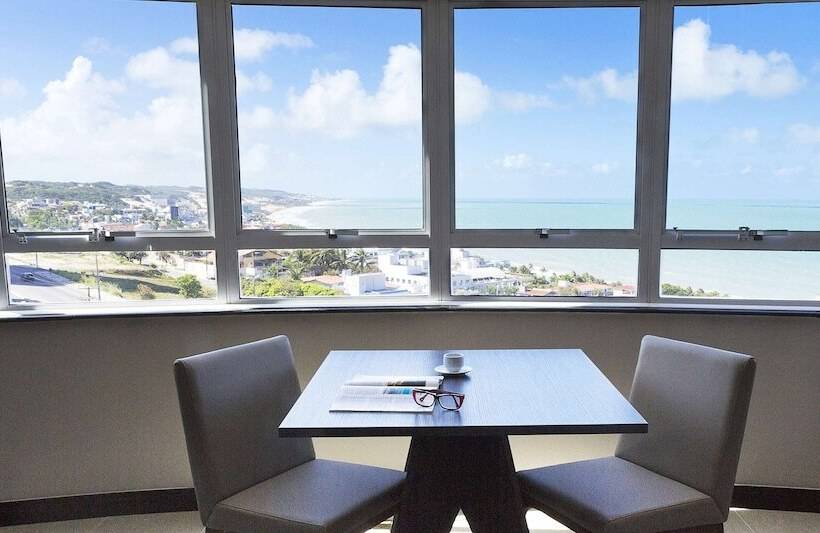 غرفة سوبيريور مطلّة علي البحر, Golden Tulip Natal Ponta Negra