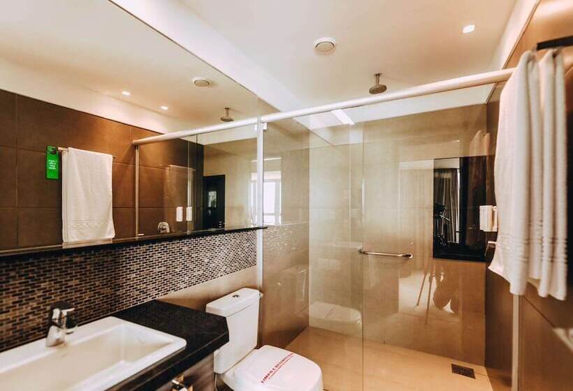 غرفة ديلوكس مطلّة علي البحر, Golden Tulip Natal Ponta Negra