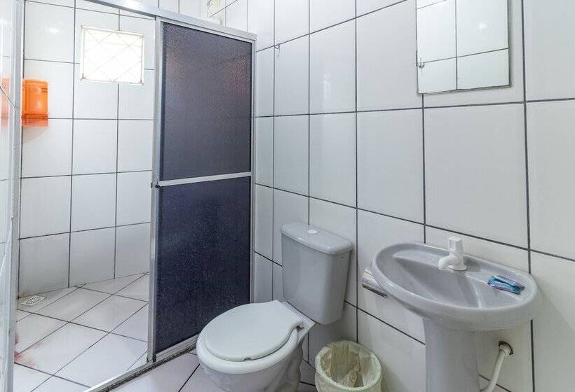 غرفة قياسية, Los Angeles