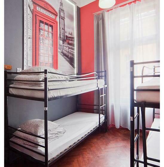 共用房间的床, One World Hostel Kraków