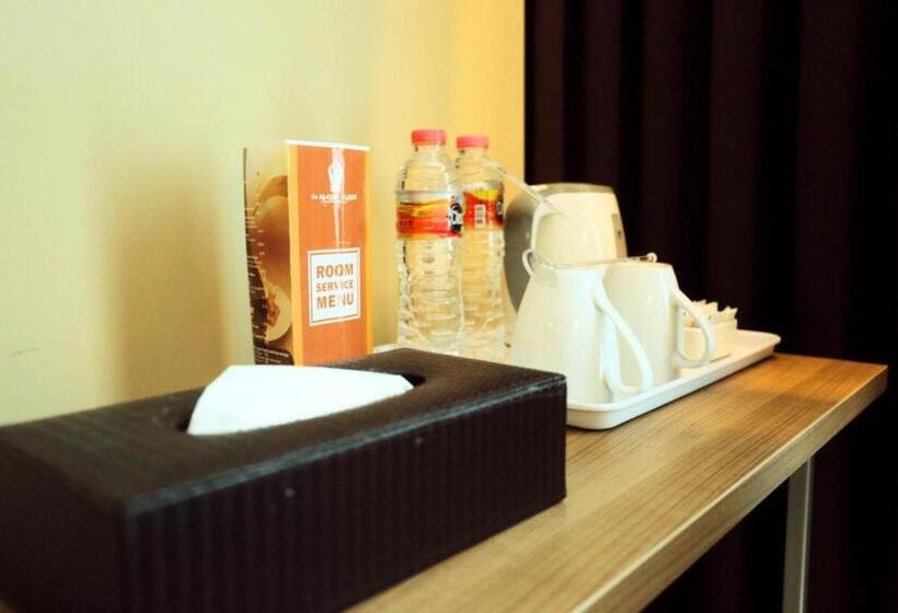 Номер Deluxe, Pasar Baru Square Hotel Bandung