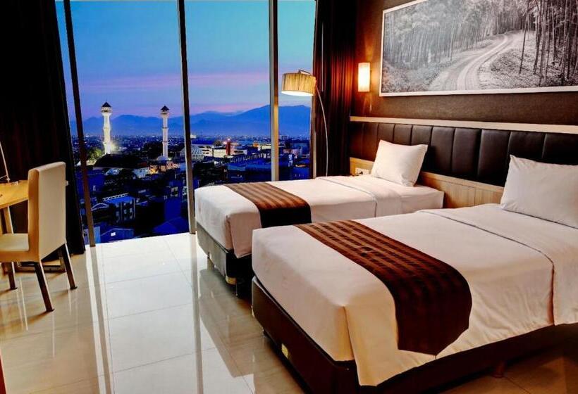 Номер Deluxe, Pasar Baru Square Hotel Bandung
