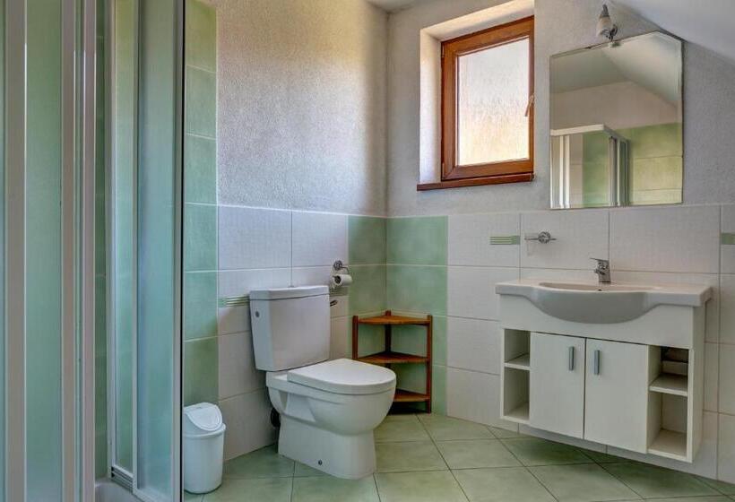 침실 1개 발코니 아파트, Penzion Drak