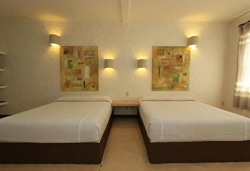 غرفه قياسيه سريرين مزدوجين, Plaza Tangolunda