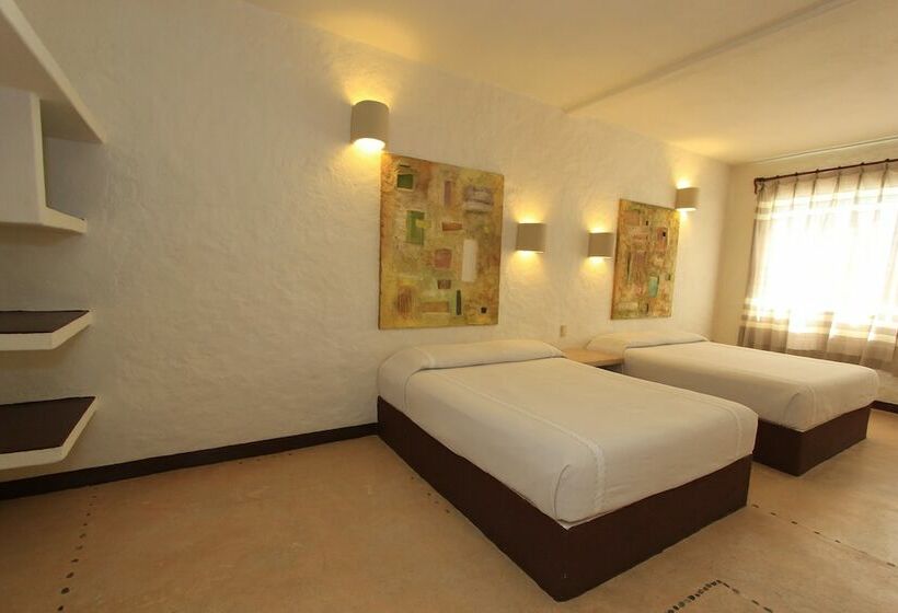 غرفه قياسيه سريرين مزدوجين, Plaza Tangolunda