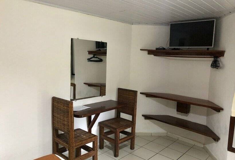 کلبه ییلاقی, Praia Do Encanto