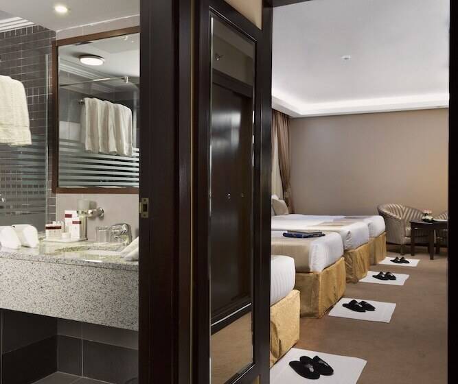 Четырехместный Номер Стандарт, Razana Al Rowdah