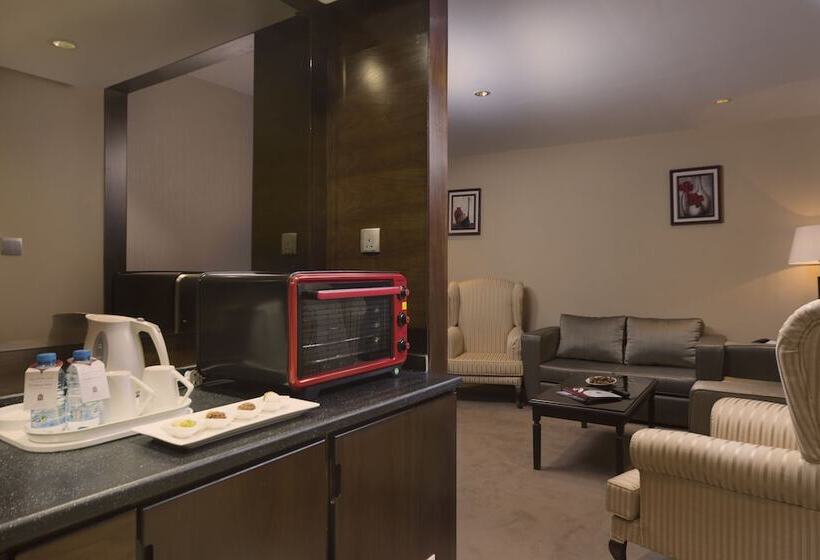 Люкс, Razana Al Rowdah