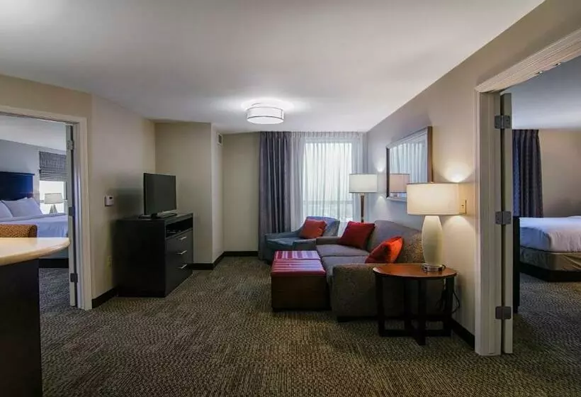 ２ベッドスイートルーム, Staybridge Suites Marquette, An Ihg