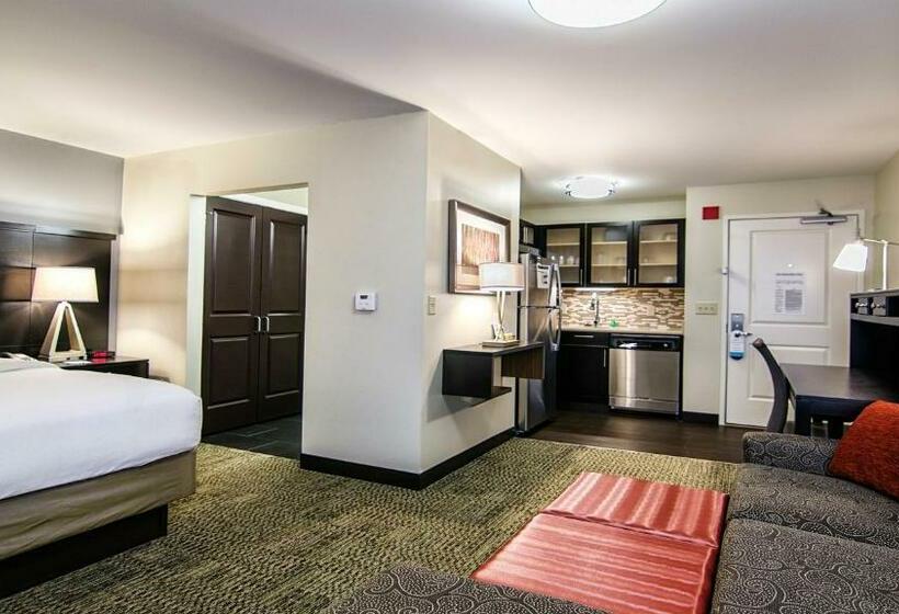إستوديو قياسى, Staybridge Suites Marquette, An Ihg