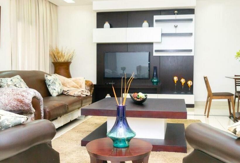 سوییت اجرایی, Twangale Resort & Spa