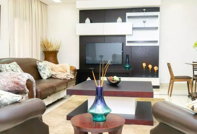 سوییت اجرایی, Twangale Resort & Spa