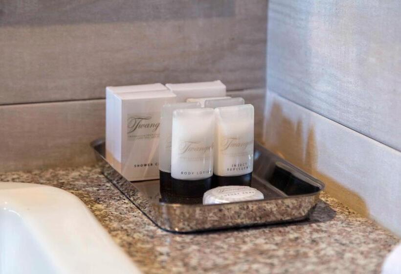 اتاق لوکس, Twangale Resort & Spa