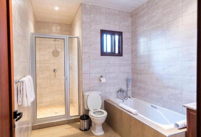 اتاق لوکس, Twangale Resort & Spa