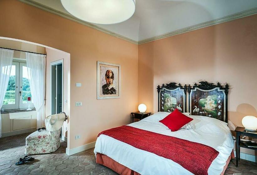 سوییت جونیور با چشم‌انداز دریا, Wine Resort Villagrande