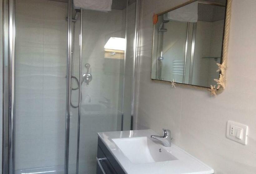 标准间, Spegni La Luce B&b