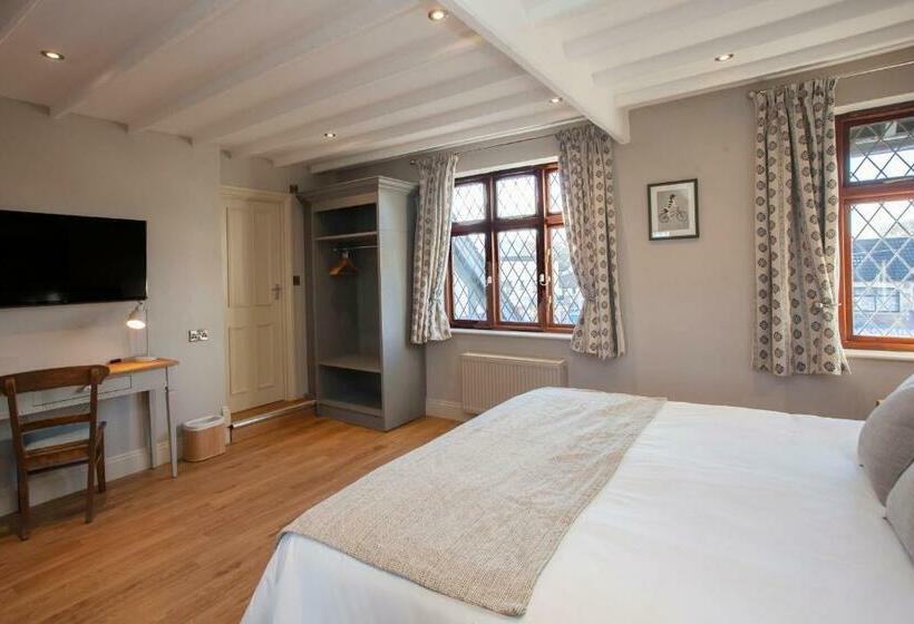 Номер Superior, The Woodborough Inn
