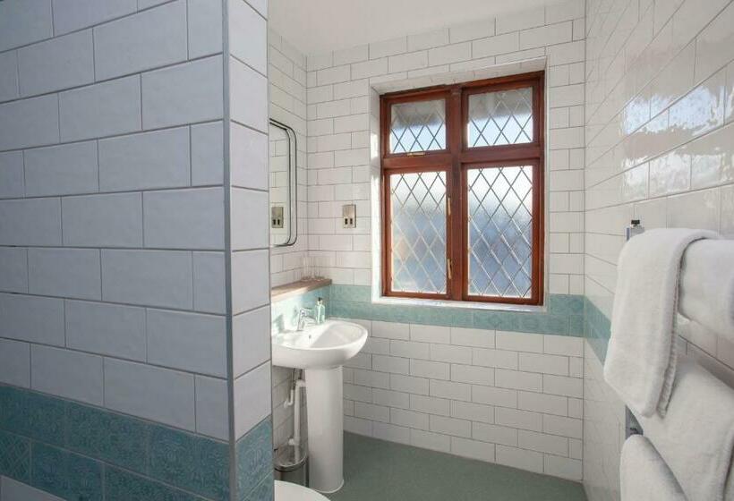 غرفة سوبيريور, The Woodborough Inn