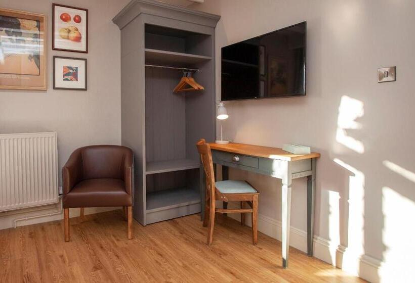 غرفة قياسية, The Woodborough Inn
