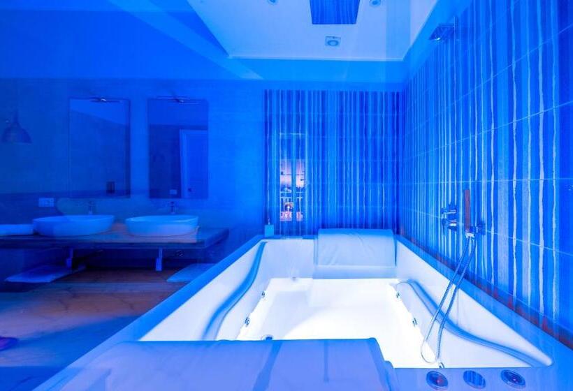 اتاق استاندارد با تخت بزرگ, Main   Municipio